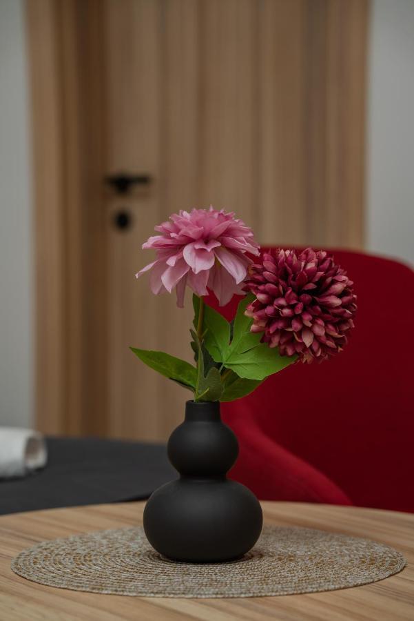Maestro - Rooms & Restaurant Vukovar Eksteriør billede