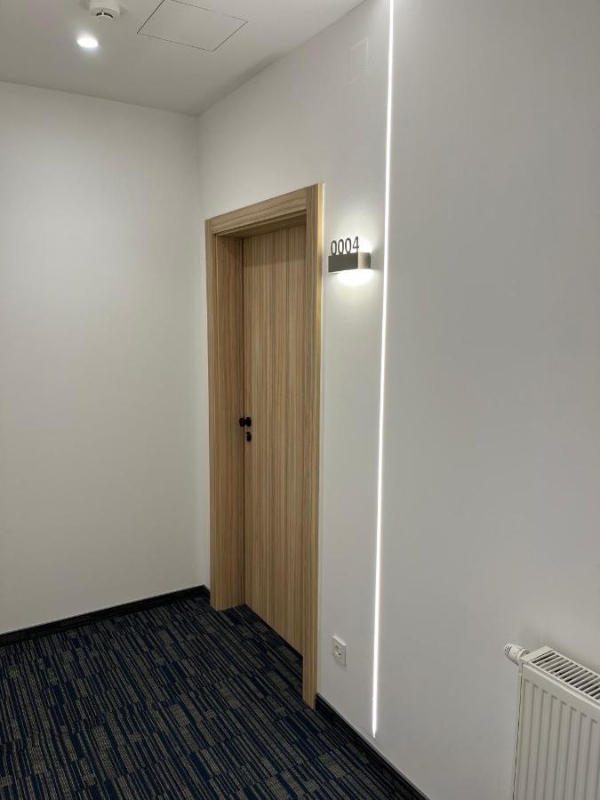 Maestro - Rooms & Restaurant Vukovar Eksteriør billede